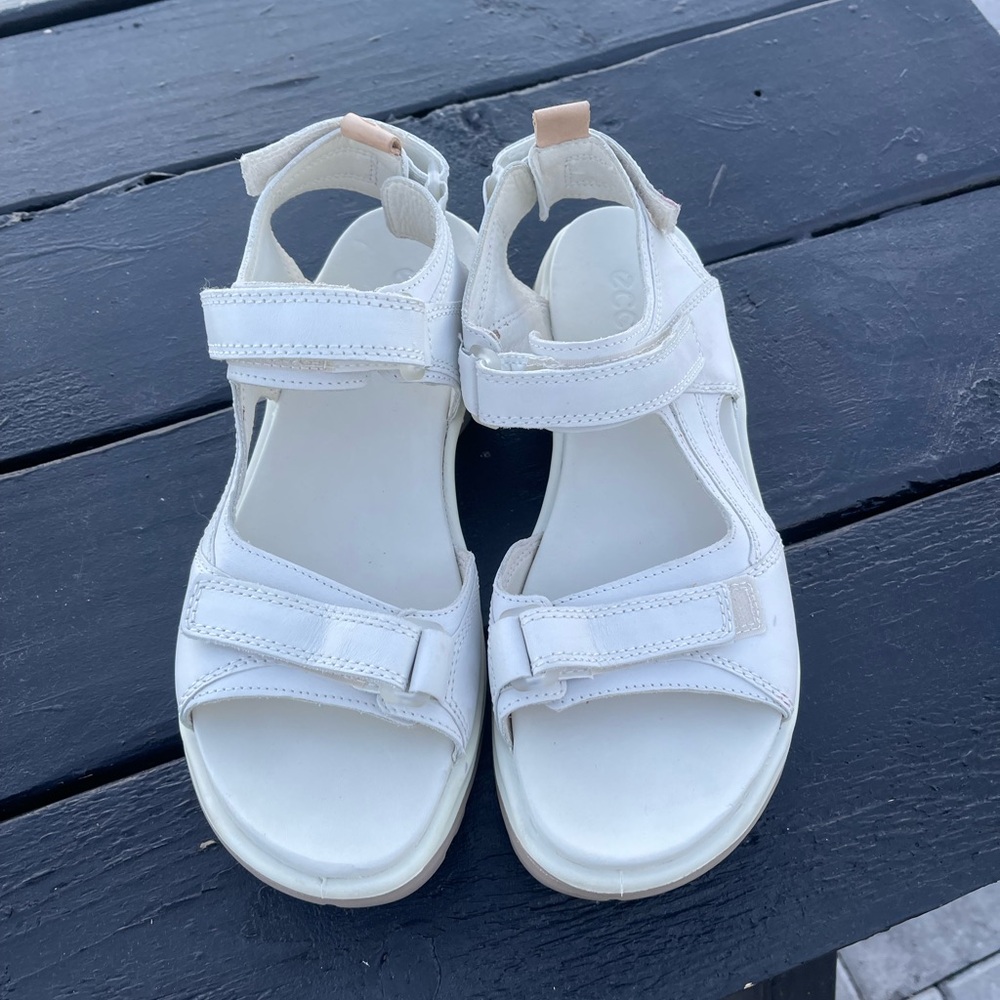 Ecco OffRoad Women’s Sandals sz 41 10-10.5